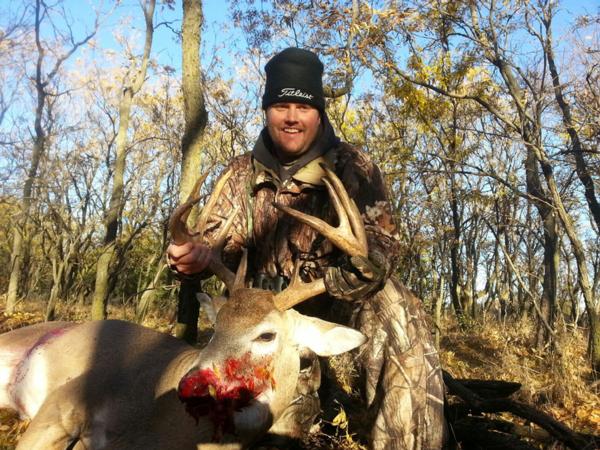 Whitetail Deer Hunting Rates & Dates